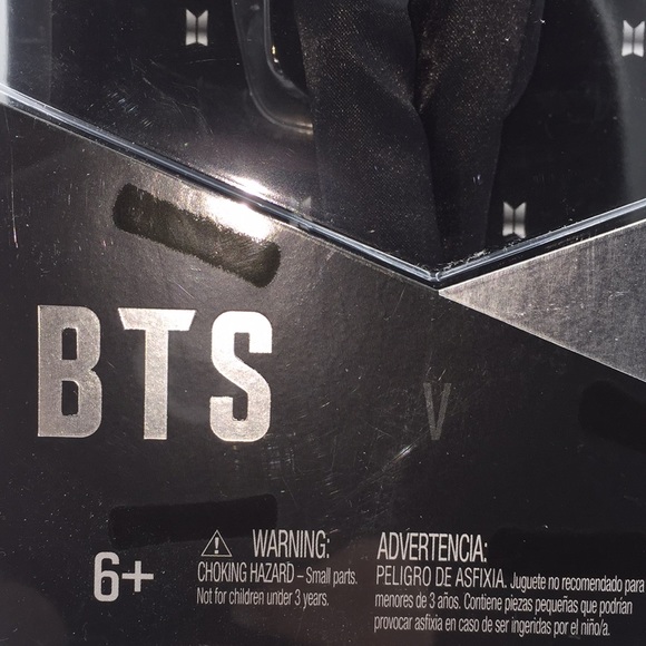 BTS Bangtan Boy Band Fashion V Doll Artist Music Mattel - Picture 9 of 11